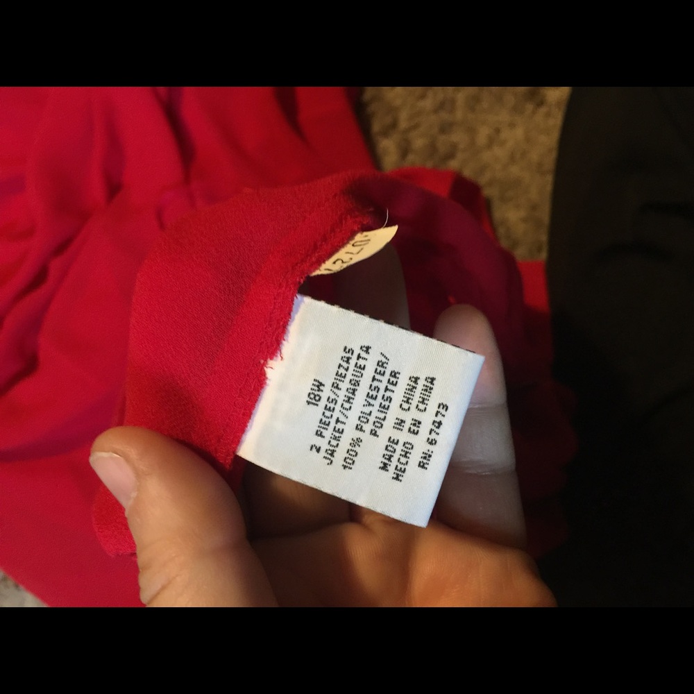 Red 2piece dress just in time for the holidays. - Picture 8 of 8